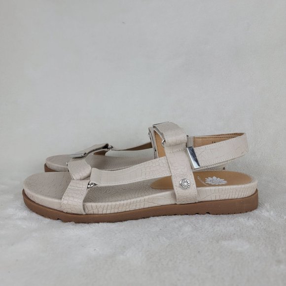 Yellow Box Weston Beige Adjustable Strappy Croc Vegan Leather Sandals Size 7.5M - Picture 3 of 8